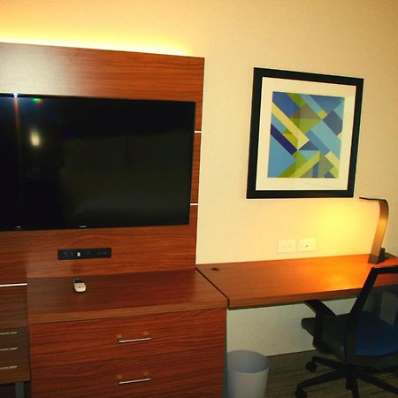 Holiday Inn Express Hotel & Suites Marina By Ihg Ngoại thất bức ảnh