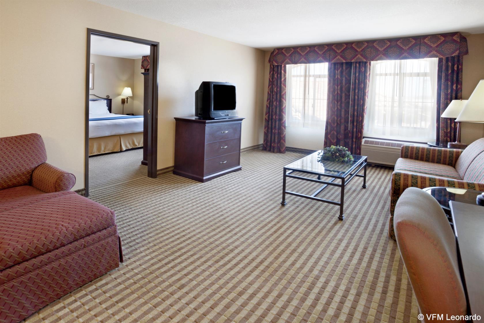 Holiday Inn Express Hotel & Suites Marina By Ihg Ngoại thất bức ảnh