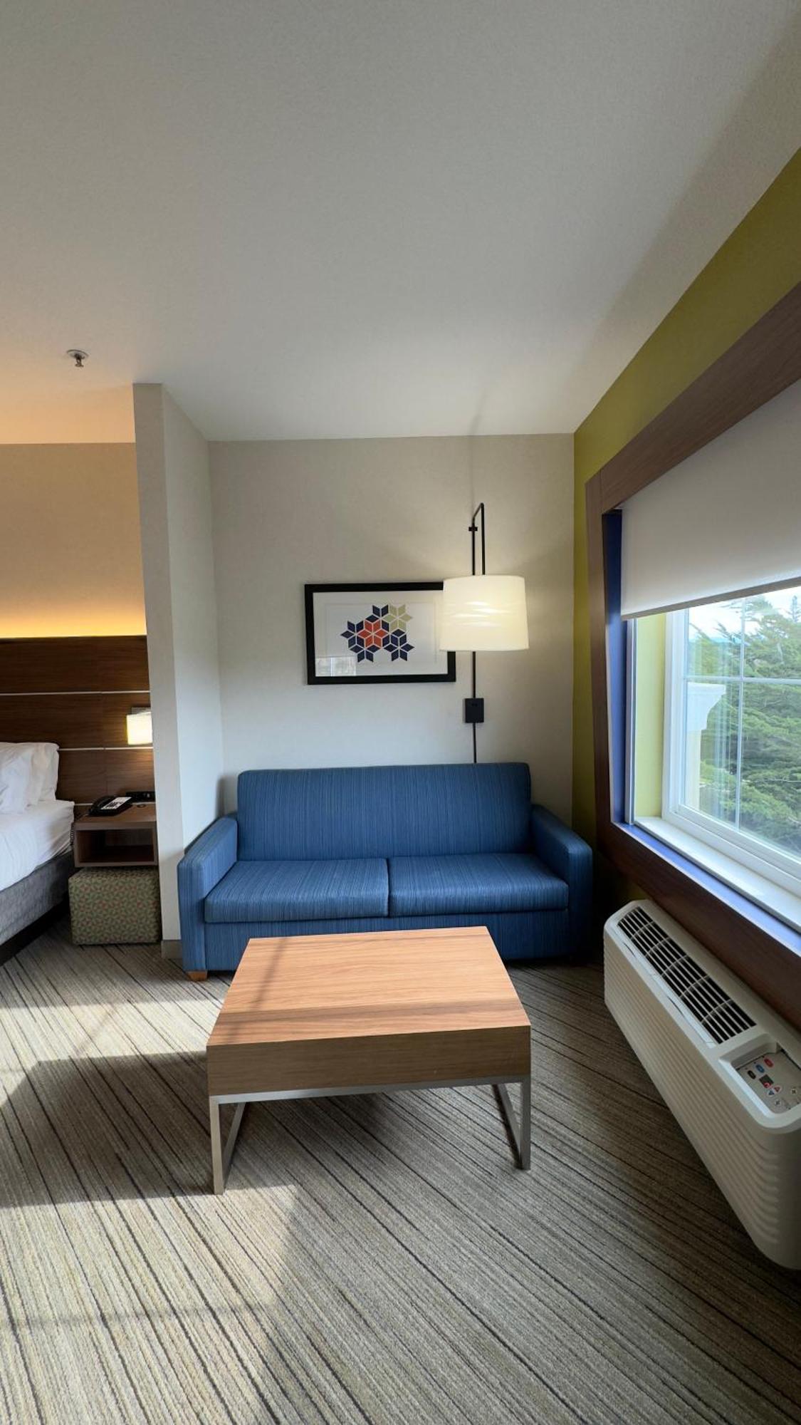 Holiday Inn Express Hotel & Suites Marina By Ihg Ngoại thất bức ảnh