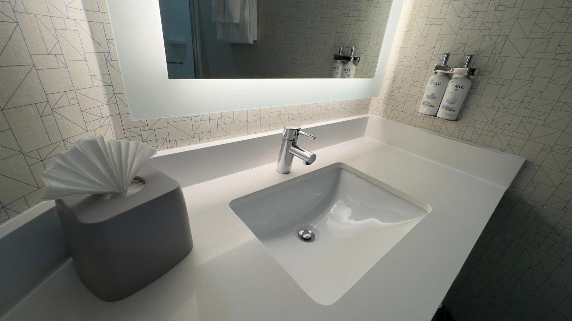 Holiday Inn Express Hotel & Suites Marina By Ihg Ngoại thất bức ảnh