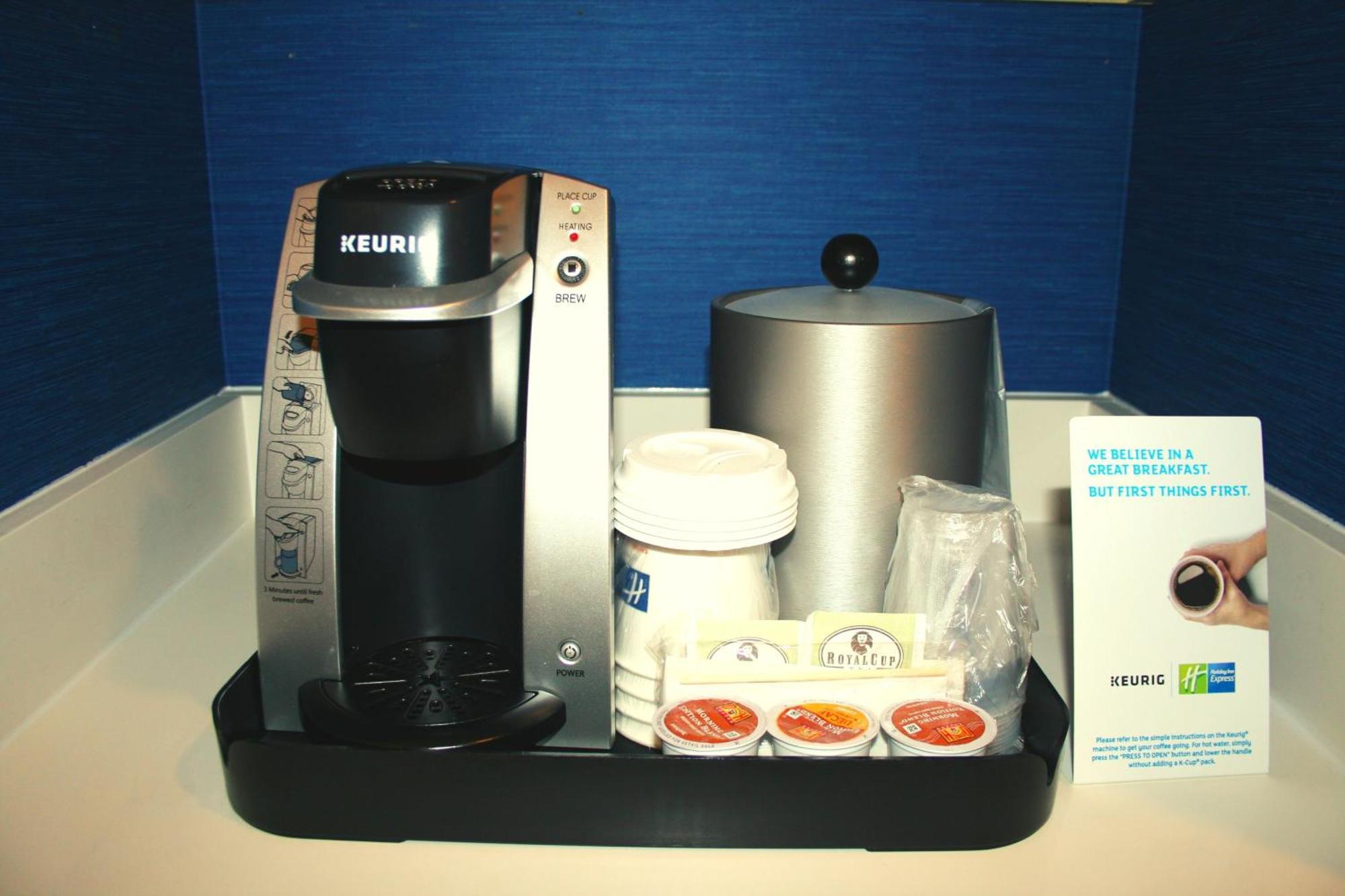 Holiday Inn Express Hotel & Suites Marina By Ihg Ngoại thất bức ảnh